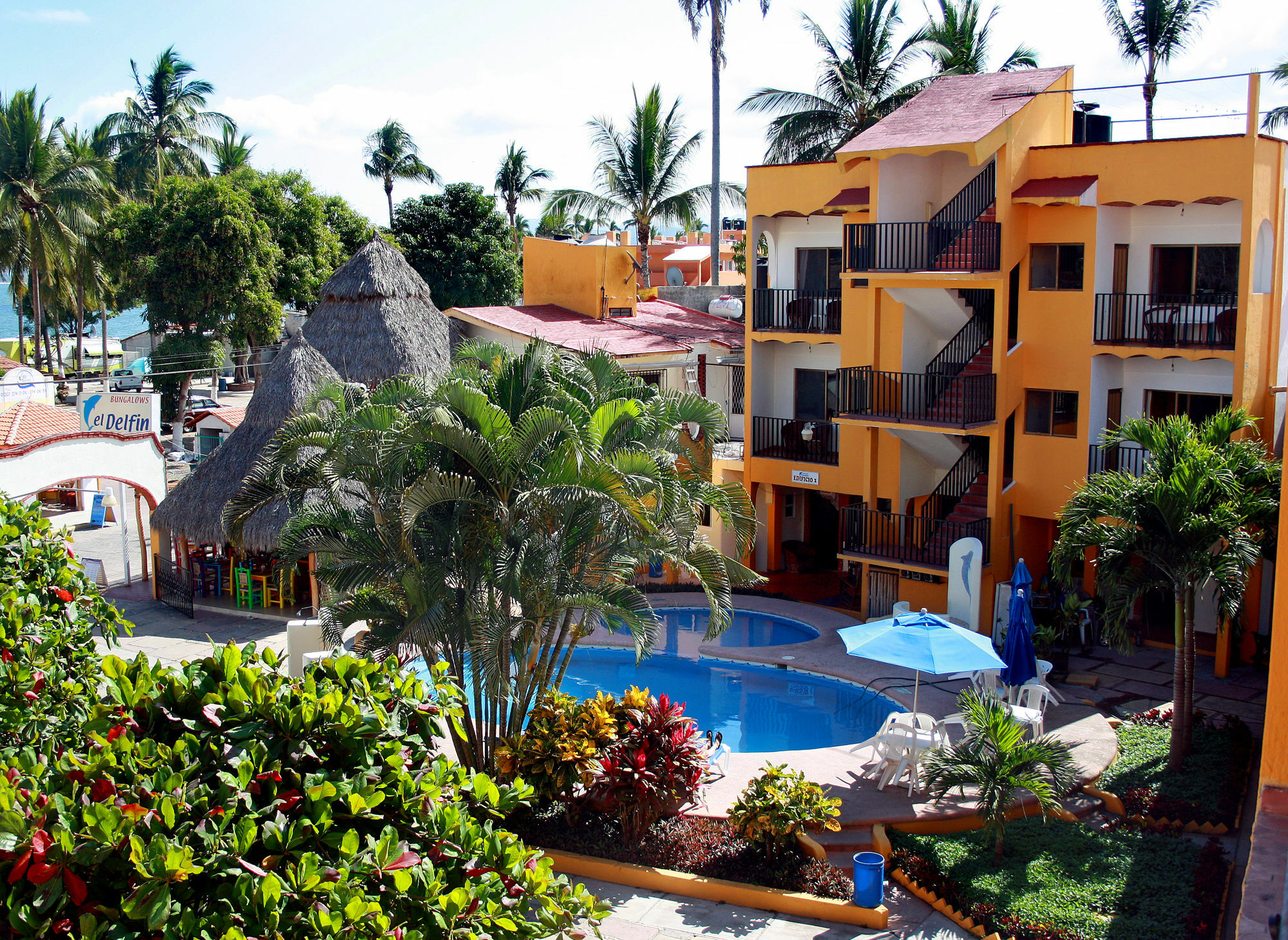 Bungalows El Delfin Rincon de Guayabitos Esterno foto